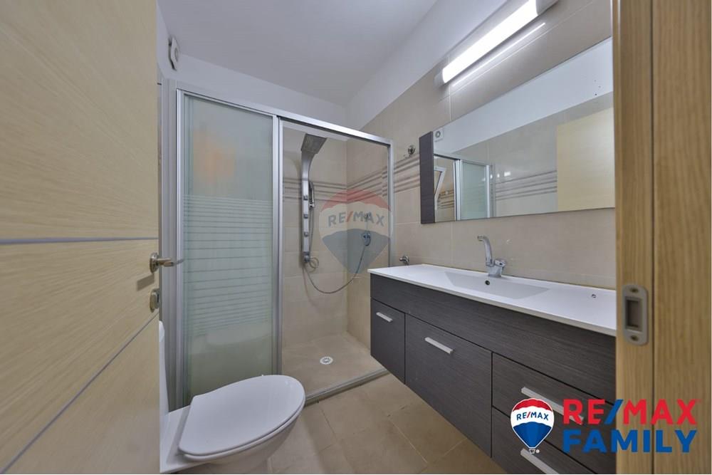 Apartment for Sale in Kiryat Yam - Image 4