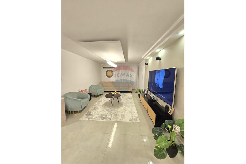 Apartment for Sale in Lod - Image 2