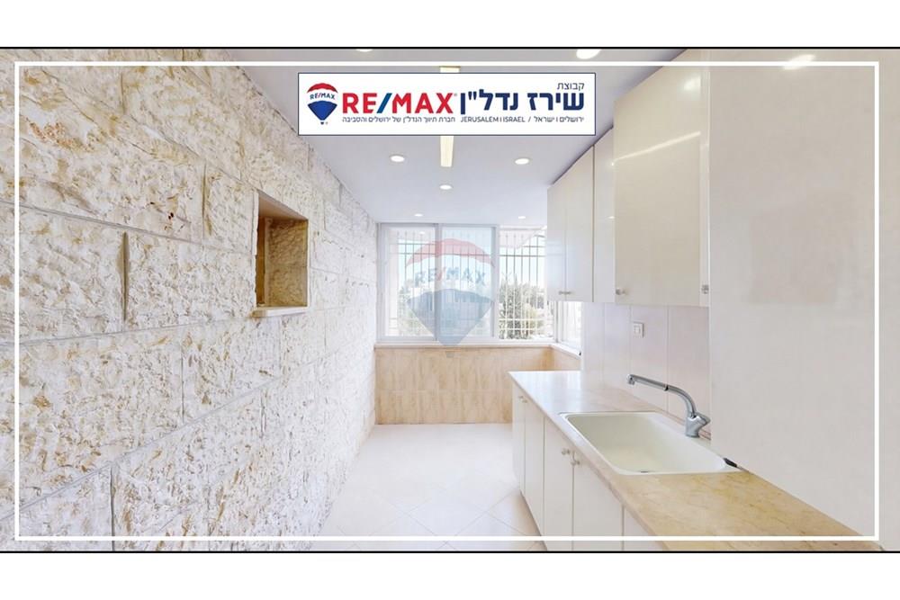 Apartment for Sale in Jerusalem - Image 7