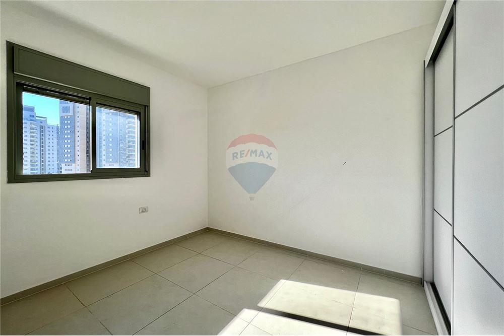 Apartment for Sale in Netanya - Image 6