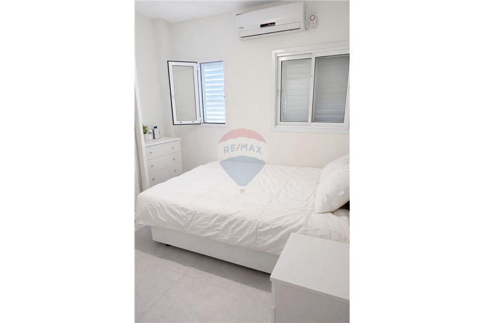 Apartment for Sale in Hadera - Image 5