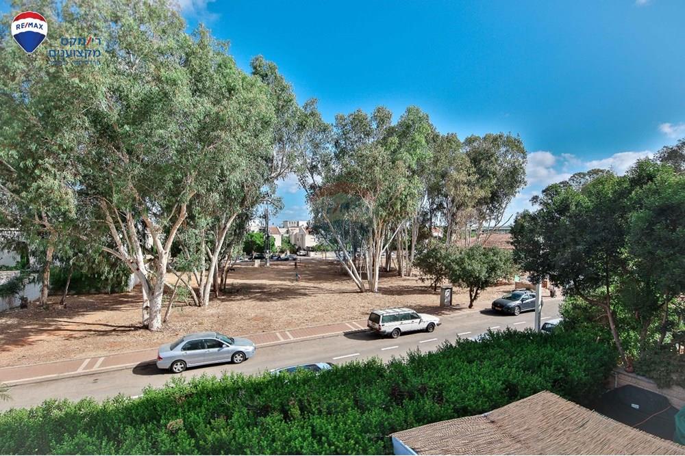 Apartment for Sale in פרדס חנה - כרכור - Image 3