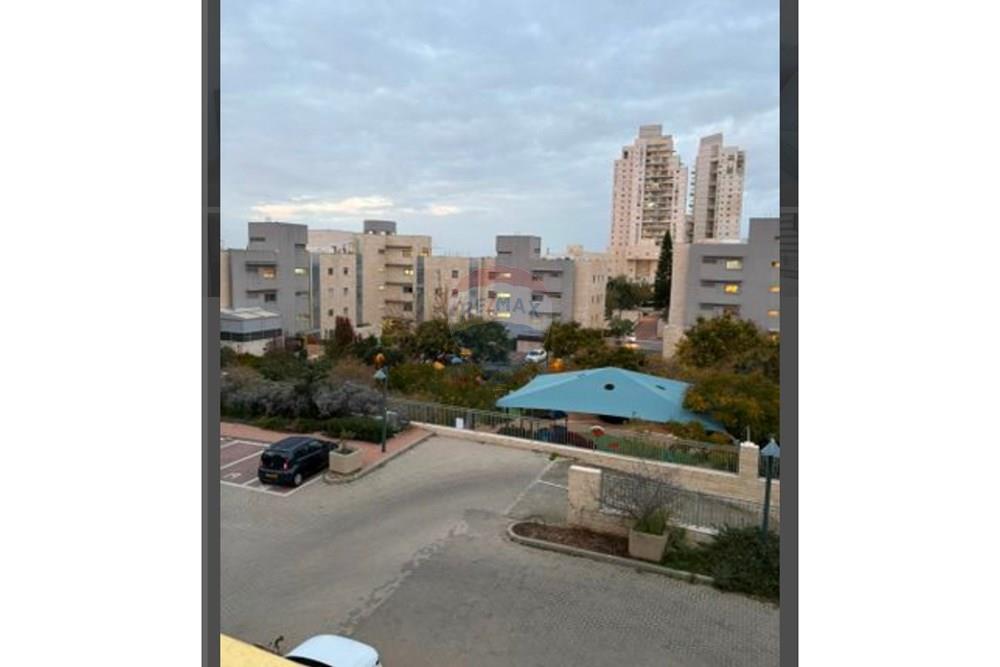Apartment for Sale in Modi'in - Image 3
