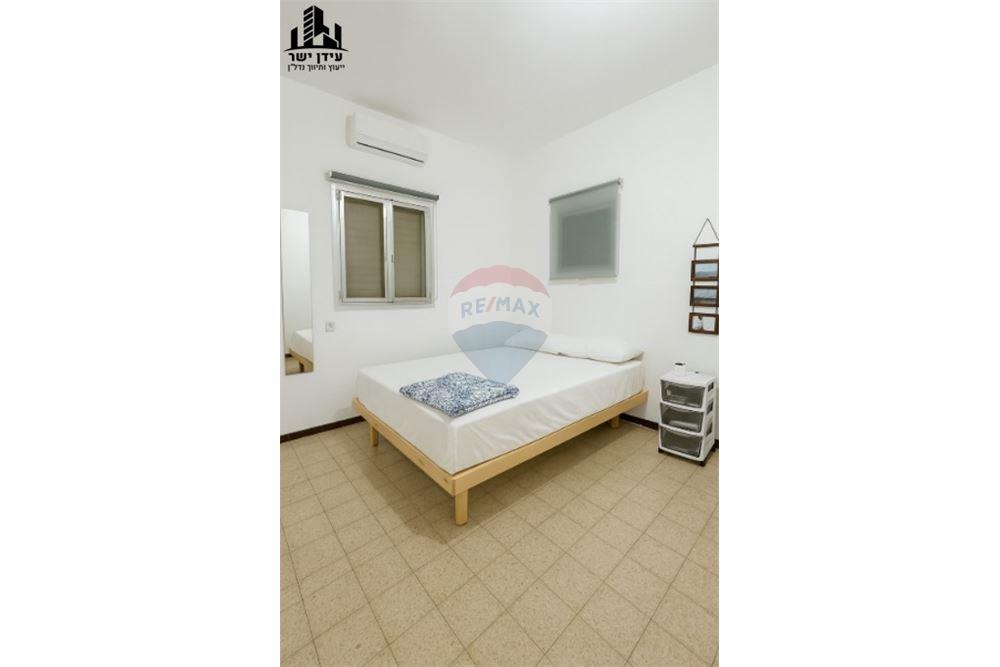 Apartment for Sale in Tel Aviv - Image 3