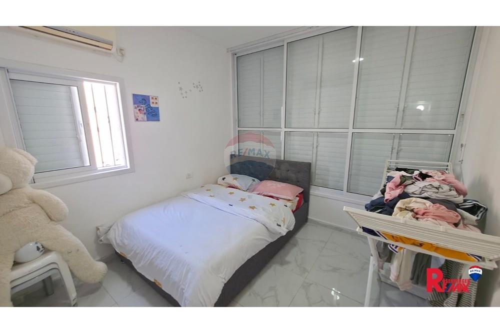 Apartment for Sale in Holon - Image 7