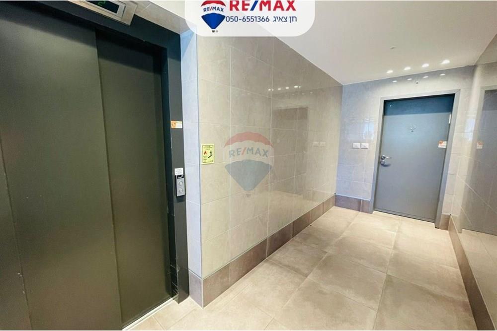 Apartment for Sale in Karmiel - Image 2