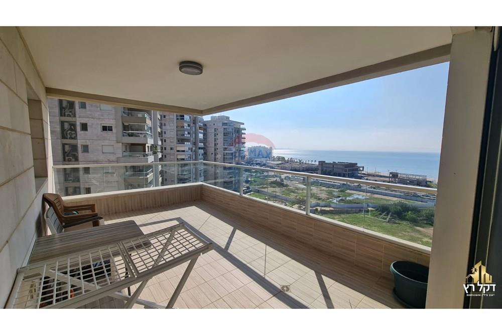 Apartment for Sale in Acre - Image 3