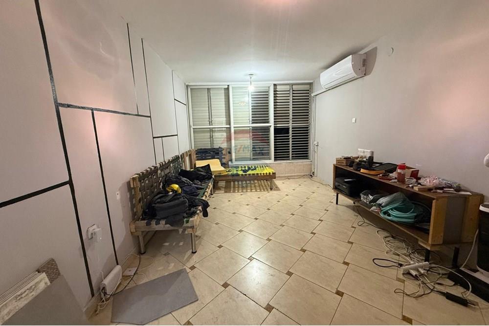 Apartment for Sale in קרית אתא - Image 1