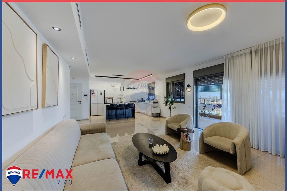 Apartment for Sale in Afula - Image 5
