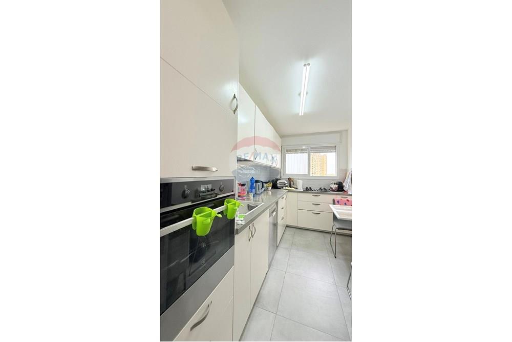 Apartment for Sale in Haifa - Image 4