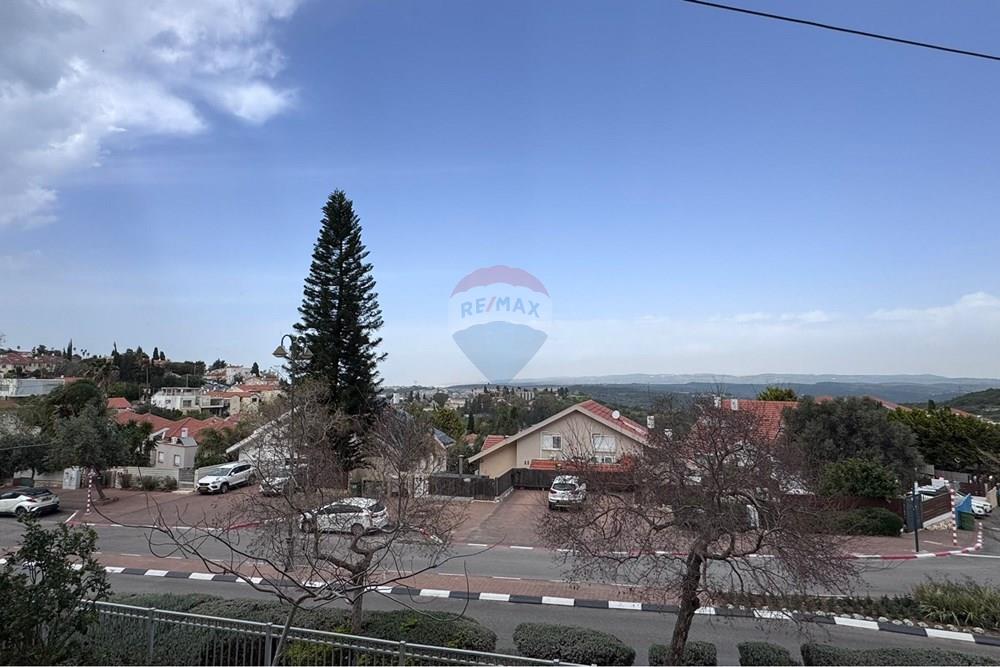 Apartment for Sale in Zichron Ya'akov - Image 4