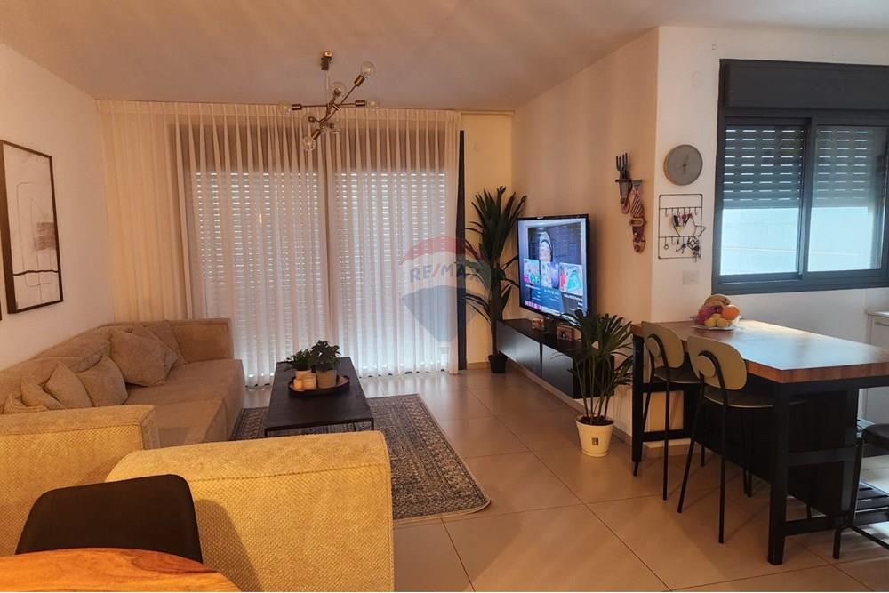 Apartment for Sale in Nahariya - Image 2