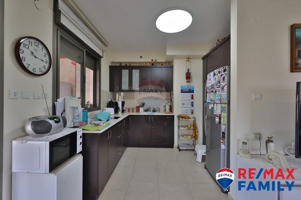 Apartment for Sale in קרית שמואל - Image 4