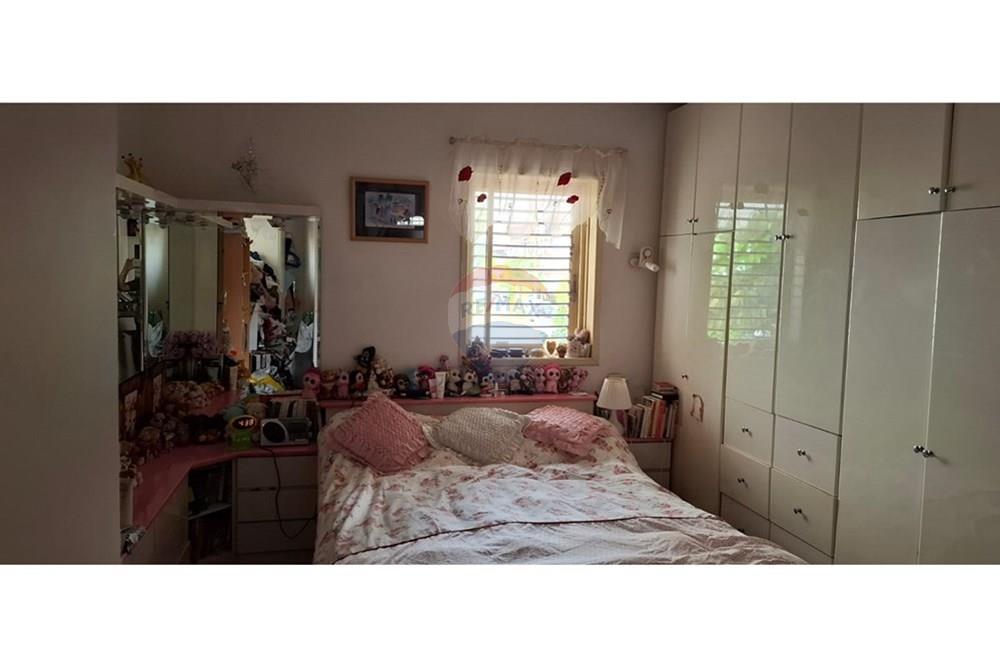 Apartment for Sale in Ramat Gan - Image 4