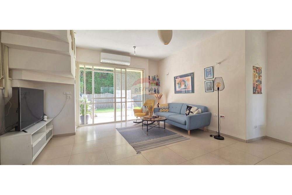 Apartment for Sale in כפר תבור - Image 2