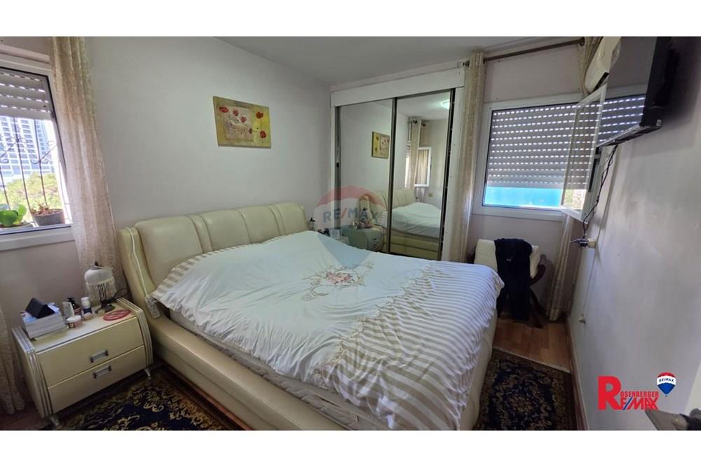 Apartment for Sale in Bat Yam - Image 4