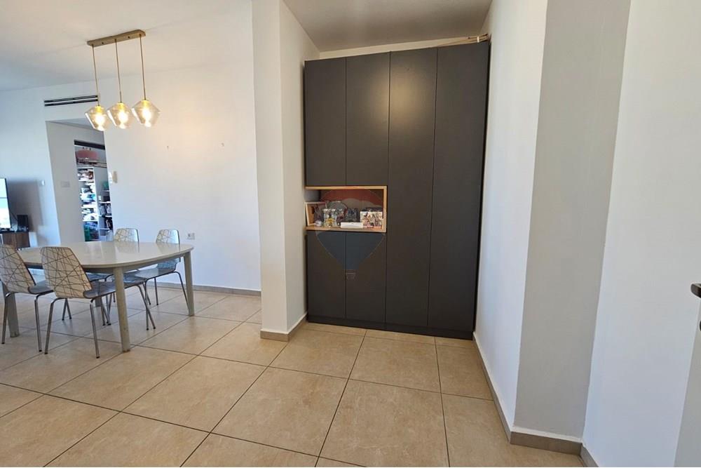 Apartment for Sale in מעלות - Image 4