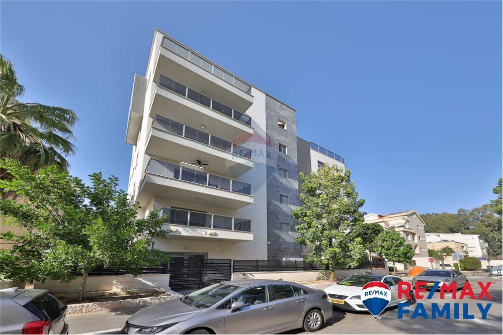 Apartment for Sale in קרית חיים - Image 7
