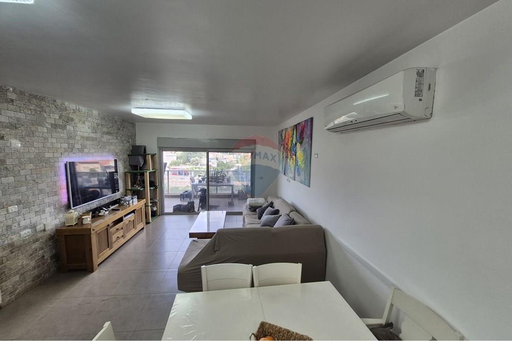 Apartment for Sale in Nahariya - Image 1