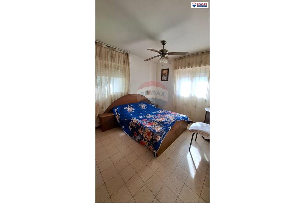 Apartment for Sale in קרית גת - Image 2