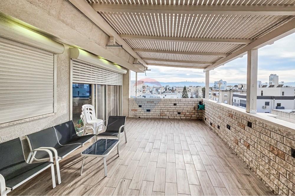 Apartment for Sale in קרית מוצקין - Image 7