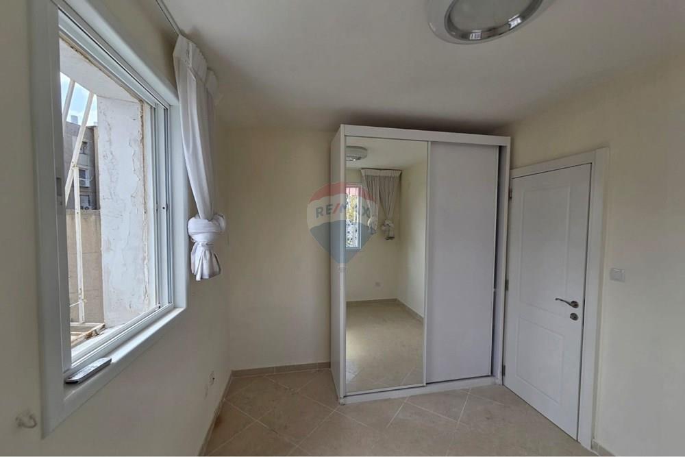 Apartment for Sale in Tel Aviv - Image 6