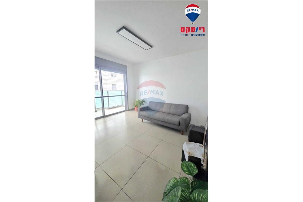 Apartment for Sale in Hadera - Image 3