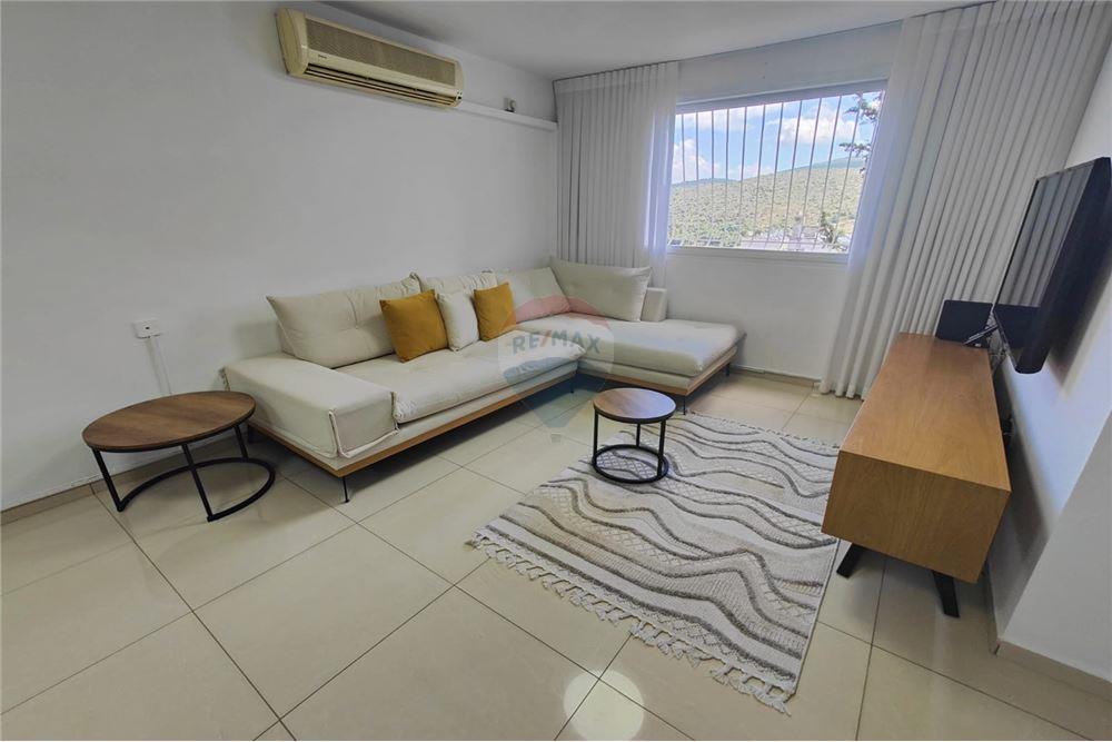 Apartment for Sale in Karmiel - Image 1