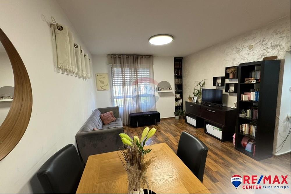 Apartment for Sale in Rishon LeZion - Image 4
