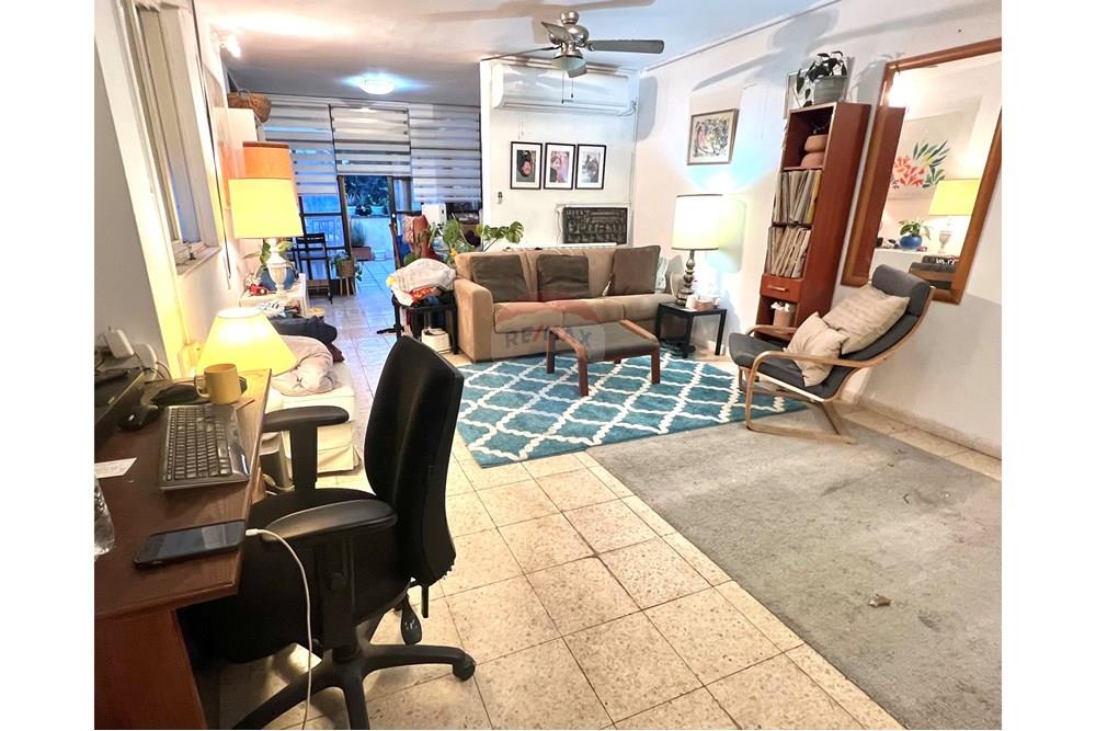 Apartment for Sale in Jerusalem - Image 4