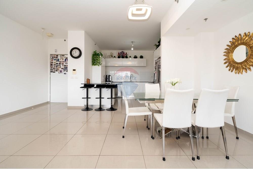 Apartment for Sale in Netanya - Image 4