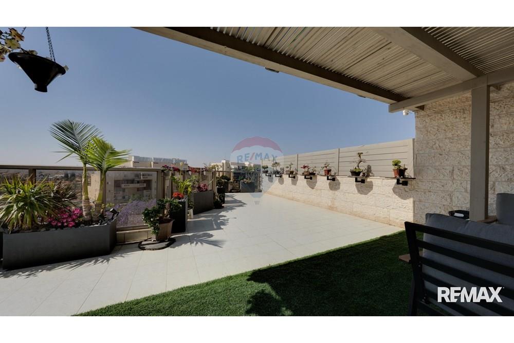 Apartment for Sale in Beer Sheva - Image 2
