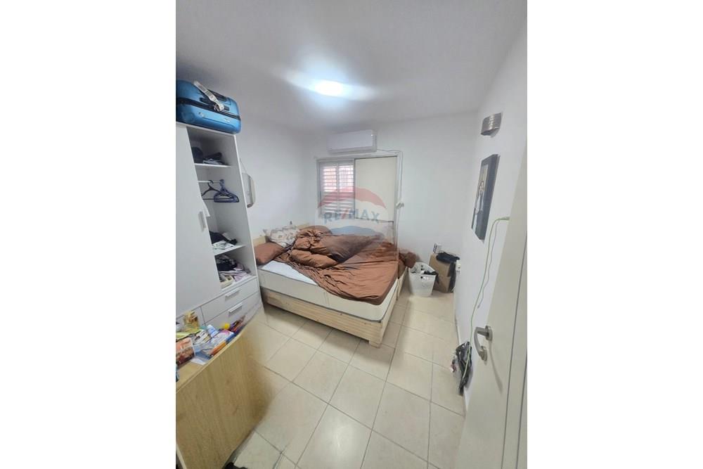 Apartment for Sale in Lod - Image 5