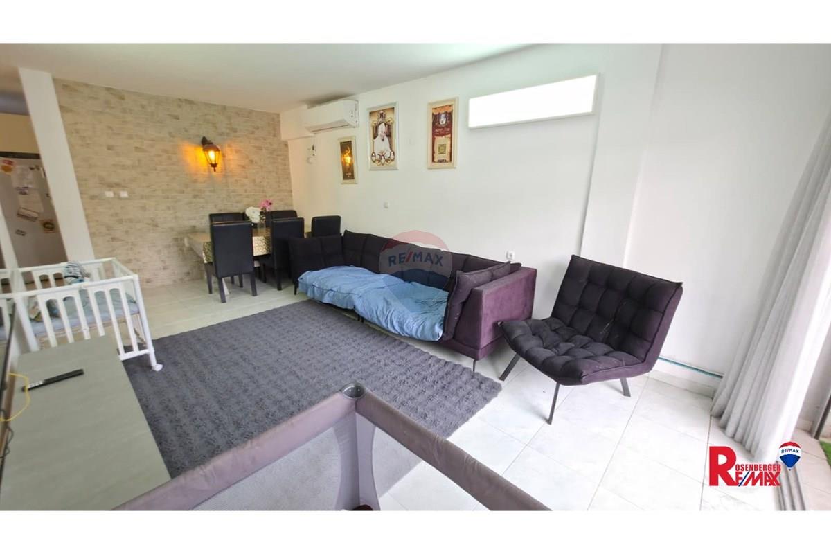 Apartment for Sale in Holon - Image 4