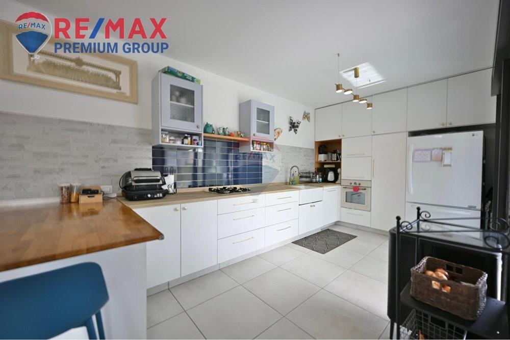Apartment for Sale in שוהם - Image 5