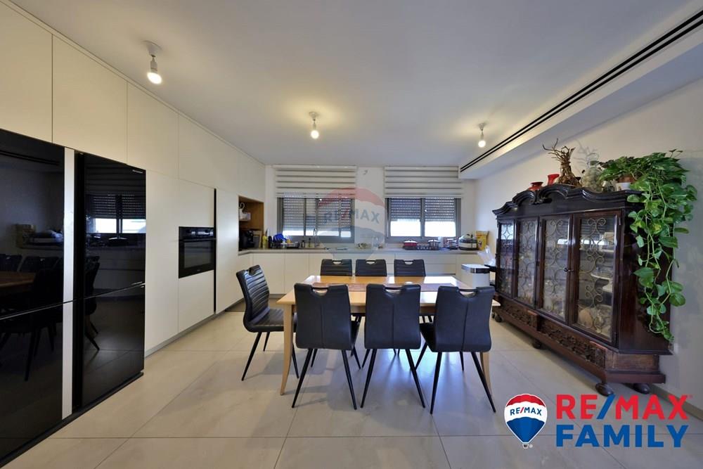 Apartment for Sale in קרית אתא - Image 3