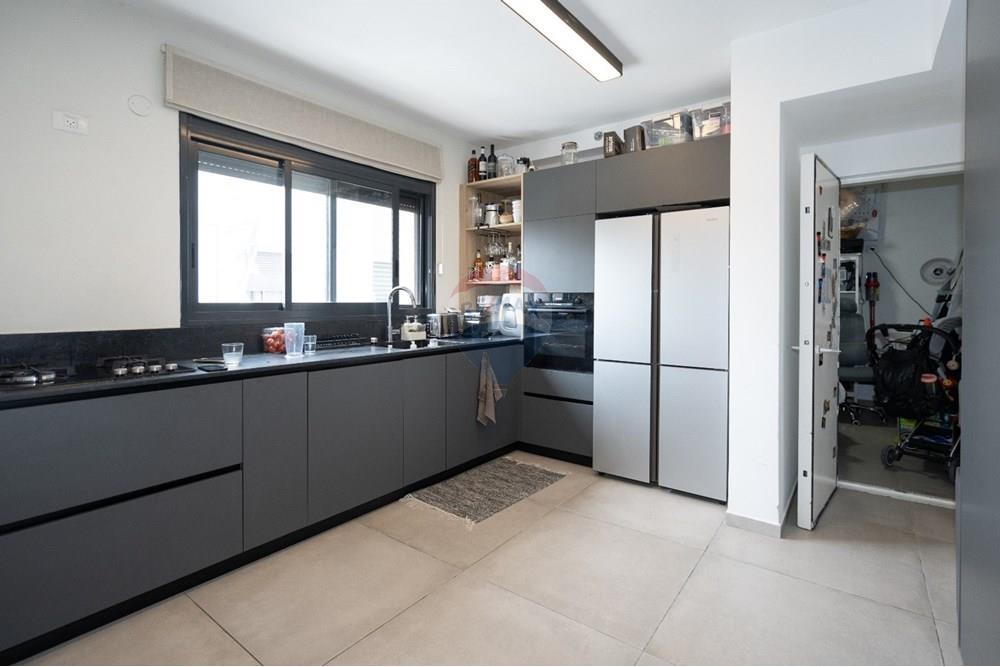 Apartment for Sale in Herzliya - Image 2