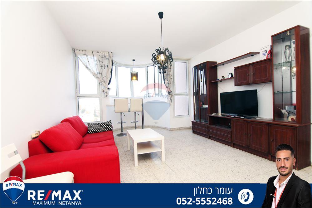 Apartment for Sale in Netanya - Image 2