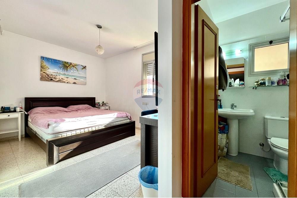 Apartment for Sale in Netanya - Image 6