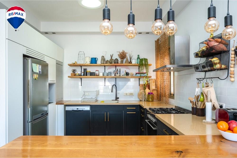 Apartment for Sale in Zichron Ya'akov - Image 6