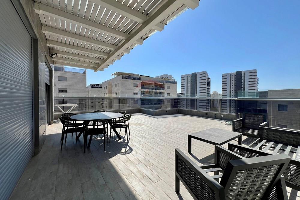 Apartment for Sale in Ashkelon - Image 2