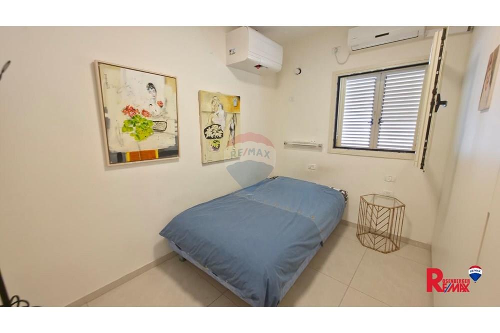 Apartment for Sale in Holon - Image 7