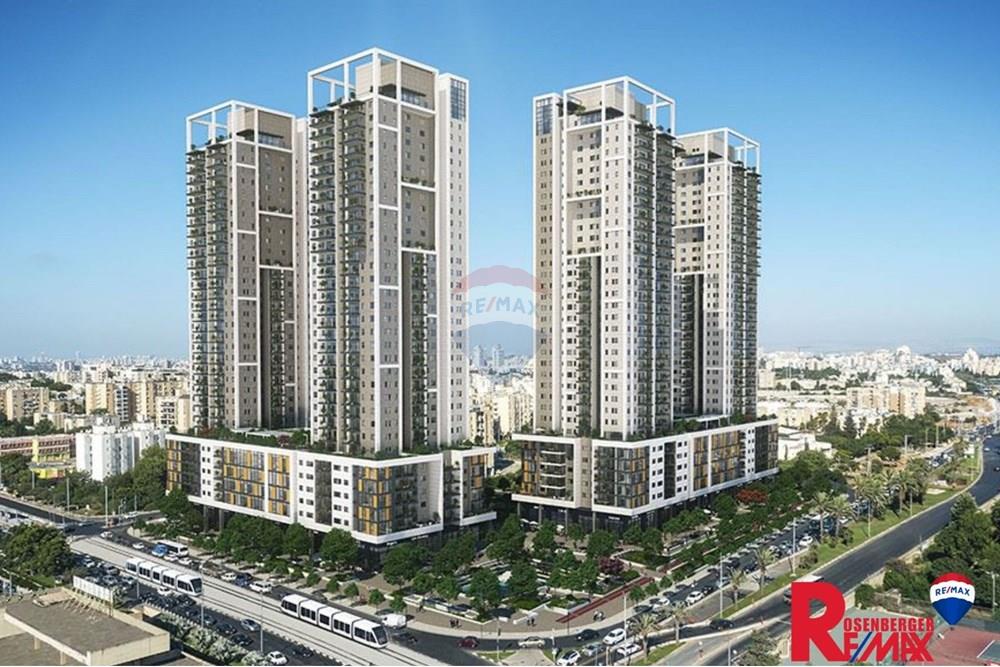 Apartment for Sale in Bat Yam - Image 1