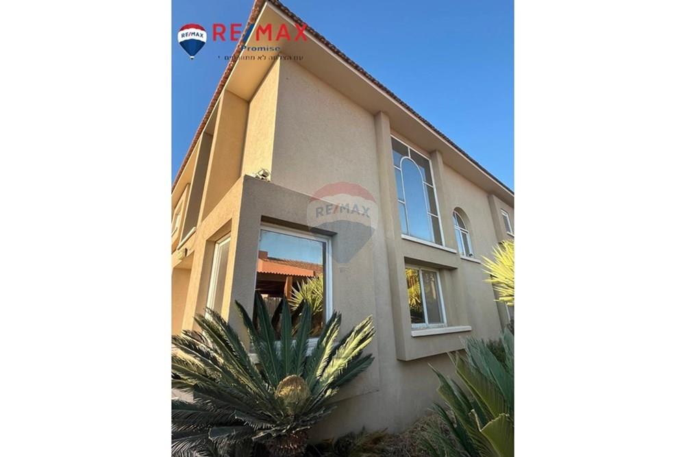 Apartment for Sale in Ashkelon - Image 2