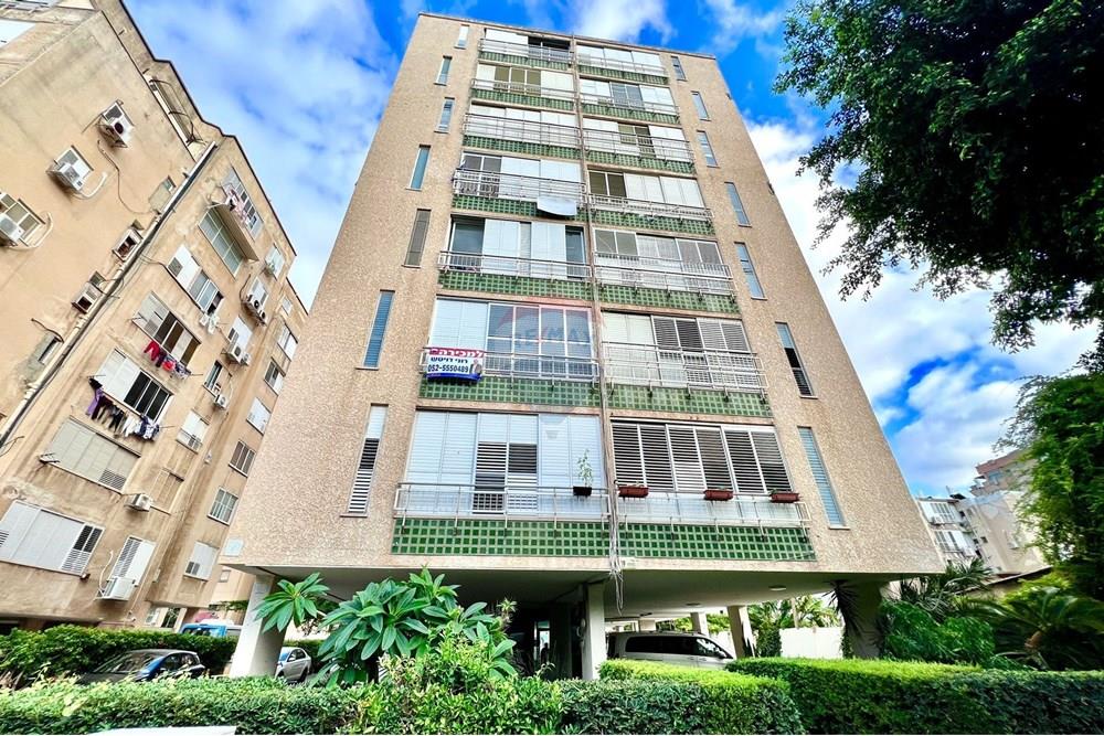 Apartment for Sale in Netanya - Image 1