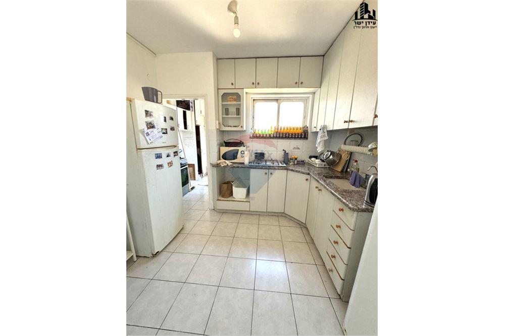 Apartment for Sale in Tel Aviv - Image 3