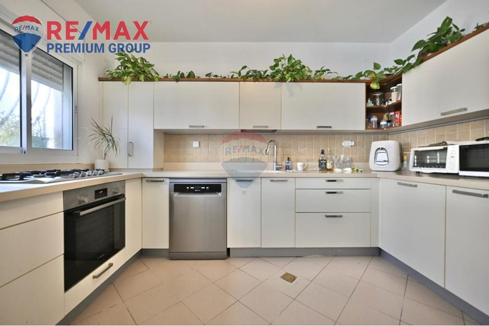 Apartment for Sale in שוהם - Image 6