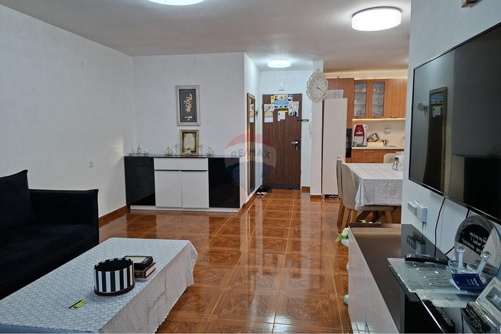 Apartment for Sale in Tel Aviv - Image 2