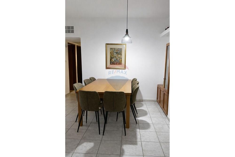 Apartment for Sale in Kfar Saba - Image 5