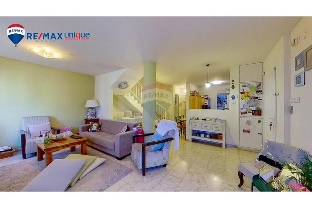 Apartment for Sale in Modi'in - Image 3